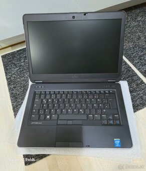 Notebooky 7ks Dell(5x),Fujitsu(2x), - 18