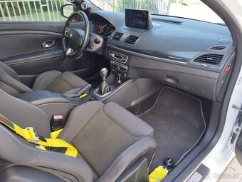 Renault Megane RS. Trophy - 18
