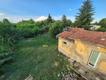 Priestranný bytový dom na predaj v obci Pohronský Ruskov - 18