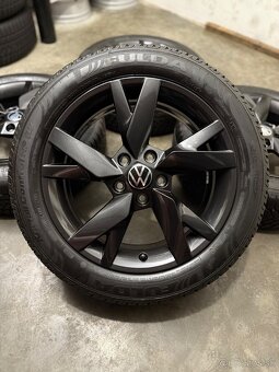 Zimna sada Škoda Octavia 4 - 5x112 R17 205/55/17 Lyra Black - 18