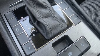 Škoda Superb Style 4x4 2.0tdi DSG - 18