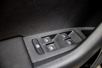 Na predaj Škoda Octavia Combi 2.0 TDI DPF RS - 18