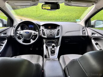 Ford Focus 1.6t 110kw titanium serviska - 18