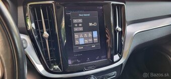 Volvo V60 B4 2.0L Momentum A/T - 18