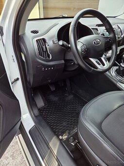 Kia Sportage 2.0 Crdi - 18