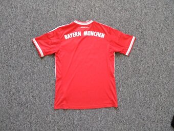 Futbalové dresy veľkosť M (rôzne tímy) - 18