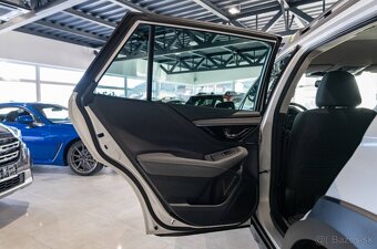 Subaru Outback 2.5i ES Adventure AWD Lineartronic - 18