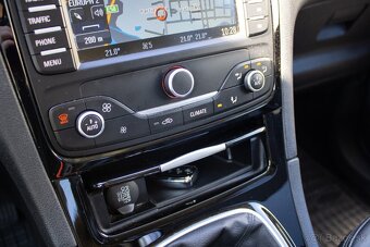 Ford Galaxy - 18