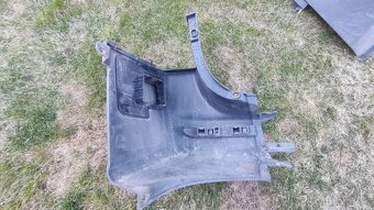 Proace Traveller Jumpy Vivaro Sprinter - Zadny roh naraznik - 18