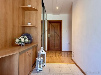 veľký RD s bazénom- kompletná rekonštrukcia - 18