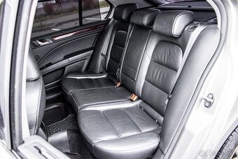 Škoda Superb 3.6 FSI V6 4x4 Elegance DSG/ AJ NA SPLÁTKY - 18