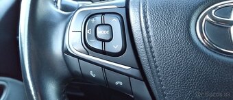 Toyota Avensis 1.8 Valvematic Active - 18