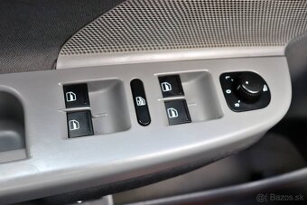 Volkswagen Golf 2.0 TDI Sportline - 18