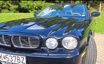 Jaguár XJ8 Long verzia - 18