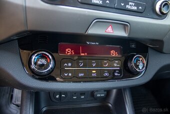 Kia Sportage 2.0 CRDi 4WD Silver - 18