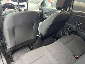 Renault Megane 1.6i - 18