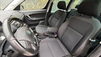 Škoda Roomster Scout Comfortline 1.6 TDi 2011 - 18