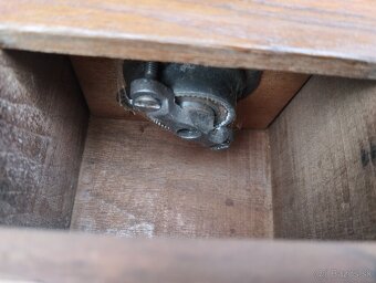 Starý mlyncek na kavu se štítkom - 18