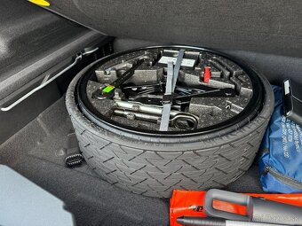 Volkswagen Touareg 3.0TDI V6 R-Line - 18
