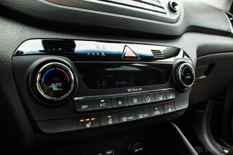 Hyundai Tucson 1.7 CRDi Style M6 - 18