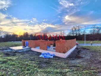 ADOMIS - predáme 4izbový bungalov 516m2, Šarišské Bohdanovce - 18