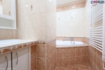 Zrekonštruovaný, zariadený 2-izbový byt na Sládkovičovej uli - 18