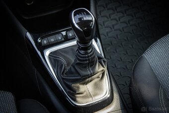 Opel Crossland 1.5 CDTI TOP STAV - 18