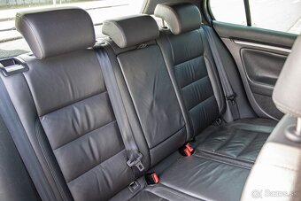 Volkswagen Golf 2.0 TDI Comfortline DSG - 18