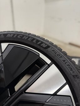 Zimná sada Volvo EX 30 - 5x108 R20 , 245/40/20 - V90 S90 - 18