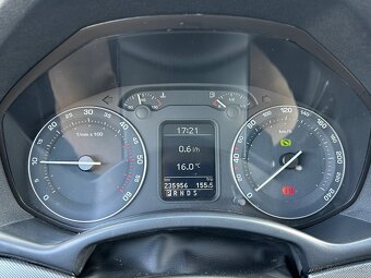 Škoda Octavia 2 2.0TDI DSG len 235 000km. - 18