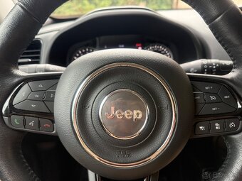Jeep Renegade SUV/Hatchback 132kw Automat - 18