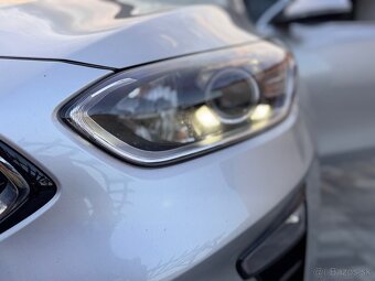 Kia Ceed 1.6Crdi m2020 manual - 18