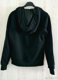 Mikina Aramani, TH, Polo, Trussardi, calvin Klein, Gaudí - 18