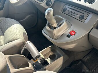 Renault Kangoo 1.6 benzín - 18