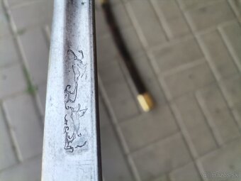Tesak - 18