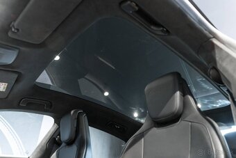 Porsche Taycan Turbo S 93.4 kWh - 18