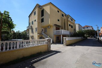 Vodice - moderný apartmán len 400m od mora - 18