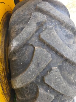 Unc 750 ( locust, unc 060) - 18