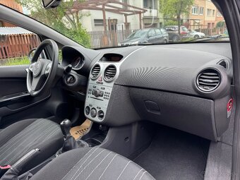 Opel Corsa D 1.2i Ecotec 2009 - 18