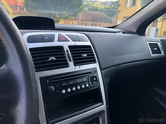Peugeot 307 SW 1.6 HDI 80 KW, PANORAMA, 7 miest - 18