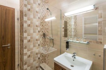 Hotel v nádhernom prostredí pod Tatrami na predaj - 18