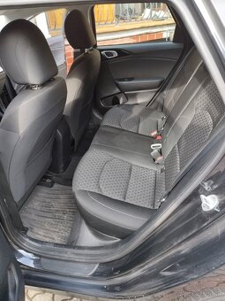 Kia ceed 2019 1.6crdi automat - 18