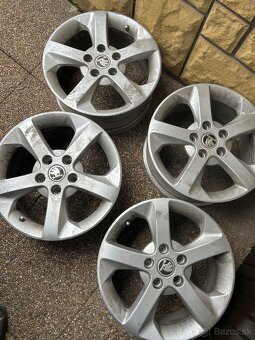 Predám ( kávovar, grafické karty, disky R16) - 18