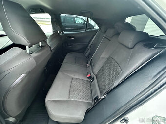 Toyota Corolla 2.0 Hybrid 112kW 2020 - 18