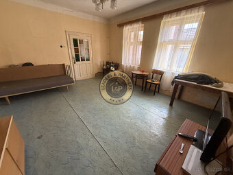 Na predaj starší rodinný dom v obci Tepličky  okr. Hlohovec - 18