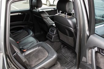 Audi Q7 3.0 TDI quattro Tiptronic S-line (2011) - 18
