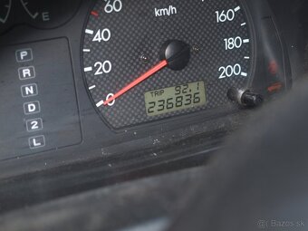 Hyundai terracan - 18