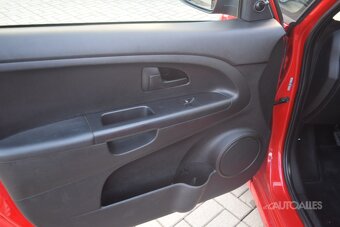 Kia Venga 1,4 i 66 kW - 18