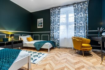 Exkluzívny, kompletne zariadený 3izbový byt na Komenského - 18