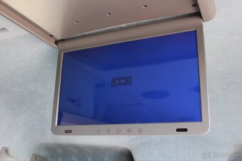 Volkswagen Crafter 9-MIESTNE - 18
